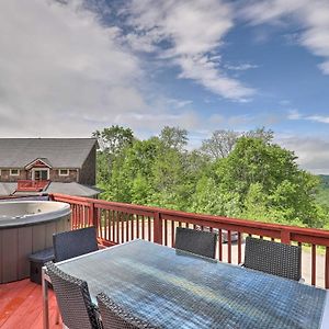 Roomy Mars Hill Townhome With Deck And Mtn Views! Swiss Exterior photo