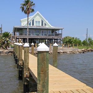 Pelicans Perch - Waterfront Haven With Pool! Nueva Orleans Exterior photo