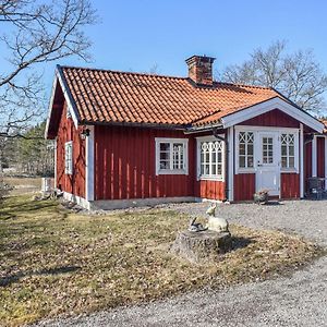 Cozy Home In Sderkping With Kitchen Söderköping Exterior photo