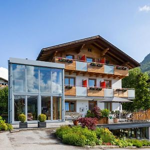 Hotel Haus Bergblick Fuschl am See Exterior photo