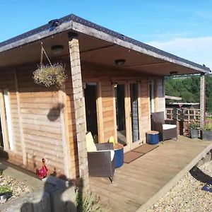 Peaceful Cabin Retreat In Skegby Villa Sutton-in-Ashfield Exterior photo