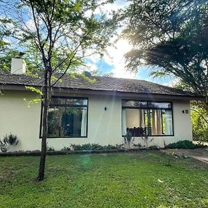 The Senna House Villa Nakuru Exterior photo