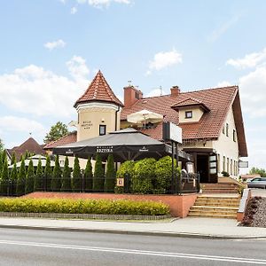Hotel Krzyski Tarnów Exterior photo