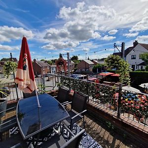 The Foresters Arms Bed and Breakfast Tarporley Exterior photo