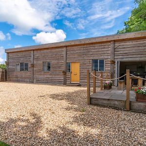 Old Stables, Little Ballthorns Farm Villa Cold Ashton Exterior photo