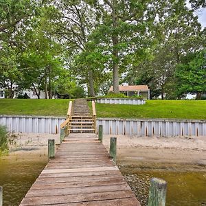 Serene River Retreat With Private Beach And Dock! Locklies Exterior photo