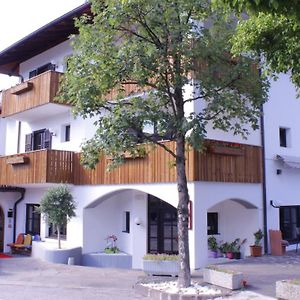 Hotel Zur Mühle Ora / Auer Exterior photo