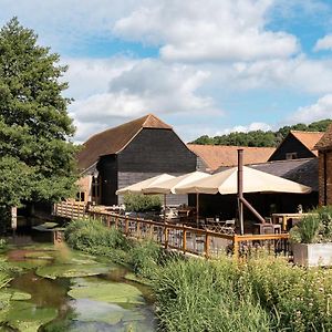 Tewinbury Farm Hotel Exterior photo