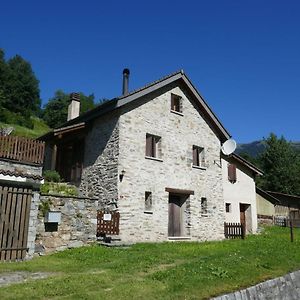 Holiday Home Casa Simano Leontica Exterior photo