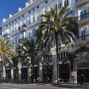 Hotel One Shot Palacio Reina Victoria 04 Valencia Exterior photo