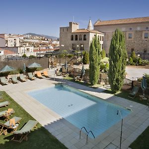 Hotel Parador de Plasencia Exterior photo