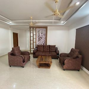 Ameya Homestays Brand New Fully Furnished 3Bhk & 2Bhk Apartments. Tirupati Exterior photo