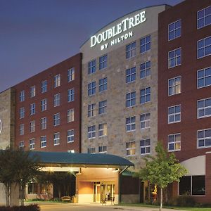 Hotel Doubletree By Hilton Dallas-Farmers Branch Exterior photo