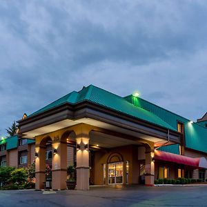 Sutton Suites Hotel SeaTac Exterior photo