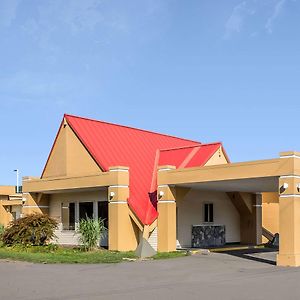 Econo Hospedaje Inn&Suites Binghamton Exterior photo