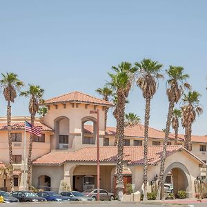 Hotel Ramada By Wyndham Barstow Exterior photo