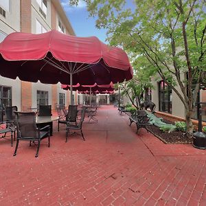 Hotel Doubletree By Hilton Bloomington Exterior photo