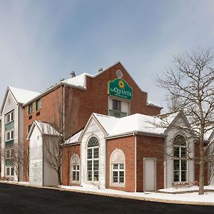 Hotel La Quinta By Wyndham Cleveland Macedonia Exterior photo