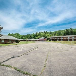 Hotel Econo Hospedaje Hornell Exterior photo