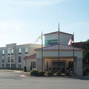 Holiday Inn Express Hickory - Hickory Mart, An Ihg Hotel Exterior photo