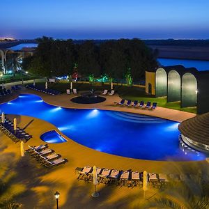 Golden Tulip Al Jazira Hotel & Resort Abu Dabi Exterior photo