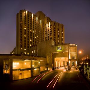 Hotel The Lalit Nueva Delhi Exterior photo