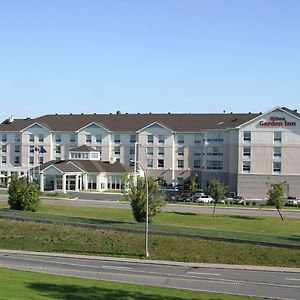 Hilton Garden Inn Montreal Airport Dorval Exterior photo