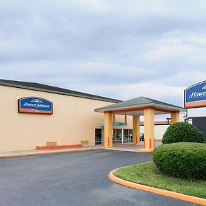 Howard Johnson By Wyndham Virginia Beach Motel Exterior photo