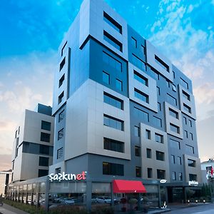 Park Inn By Radisson Istanbul Atasehir Exterior photo