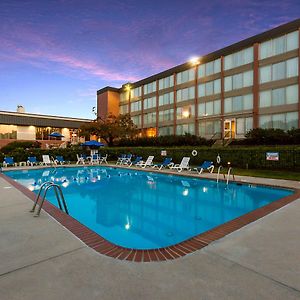 Exton Hotel&Conference Center Exterior photo