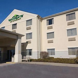 Hotel Wingate By Wyndham Pittsburgh New Stanton Exterior photo