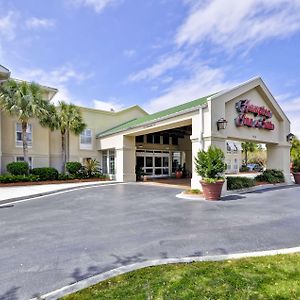 Hampton Inn & Suites Charleston/Mt. Pleasant-Isle Of Palms Exterior photo