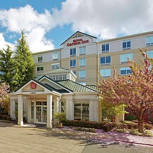 Hilton Garden Inn Portland Lake Oswego Exterior photo