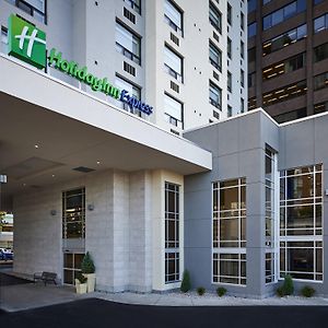 Holiday Inn Express Windsor Waterfront By Ihg Exterior photo