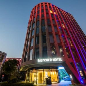 Hotel Mercure Shanghai Hongqiao Railway Station Exterior photo