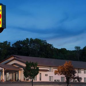 Hotel Super 8 By Wyndham Algona Exterior photo