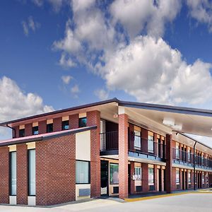 Super 8 By Wyndham Chattanooga Ooltewah Motel Exterior photo