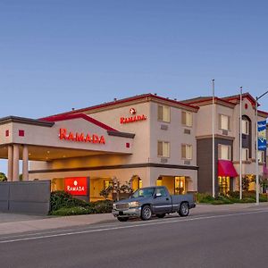 Hotel Ramada By Wyndham Marina Exterior photo