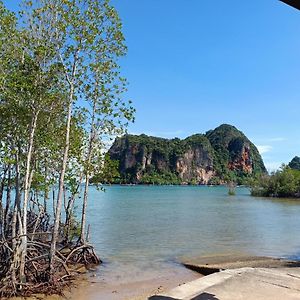 Friend Seeker Albergue Ao Nang Exterior photo