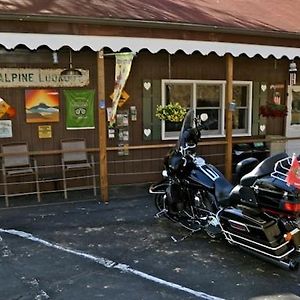Alpine Inn Spruce Pine Exterior photo