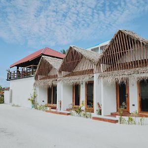 Hotel Club Kaafu Maldives Dhiffushi Exterior photo