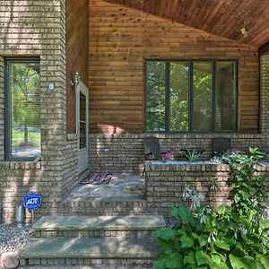 Lake Erie House With Private Yard And Fire Pit Brocton Exterior photo
