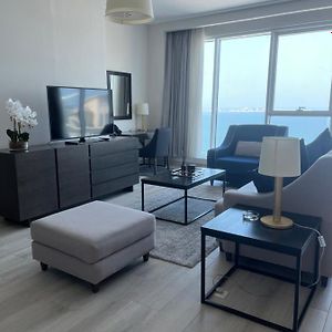 Sea View 1Bhk Apt At West Bay Central Doha Exterior photo