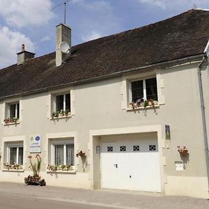 Chambre D'Hotes La Fontaine Bed and Breakfast Spoy  Exterior photo