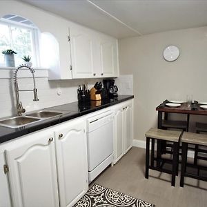 Apartamento Close To Unc With Great Yard, Firepit & Free Bikes! Greeley Exterior photo