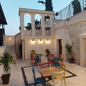 Reeja Art Gallery Bed and Breakfast Nazaret Exterior photo