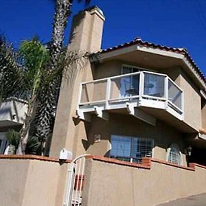 Pacific Breeze Right Next To Huntington Beach Pier! Steps From Beach!! Villa Exterior photo