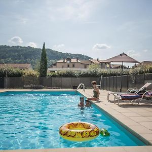 Hotel Cap Vert En Aveyron Saint-Affrique Exterior photo