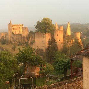 Apartamento Chez Fred Avec Vue Sur Le Chateau Angles-sur-lʼAnglin Exterior photo