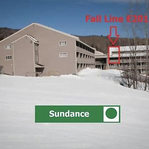 Sunday River Ski In Ski Out Mountain View Condo With Hot Tub Pool And Sauna! Newry Exterior photo